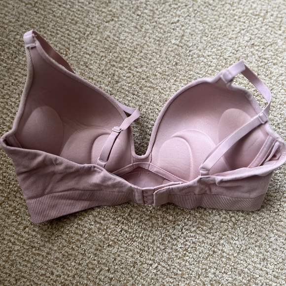 H&M Push up bra 36C. Gently used in good conditions! - Picture 2 of 3